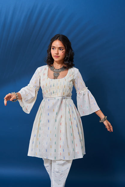 Off-white peplum dhoti made with soft cotton without dupatta