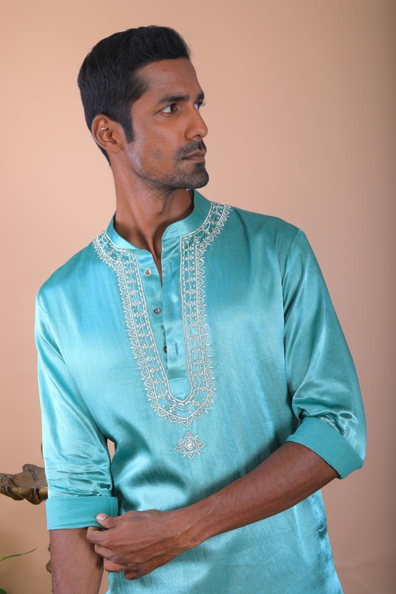 Men's traditional peacock kurta