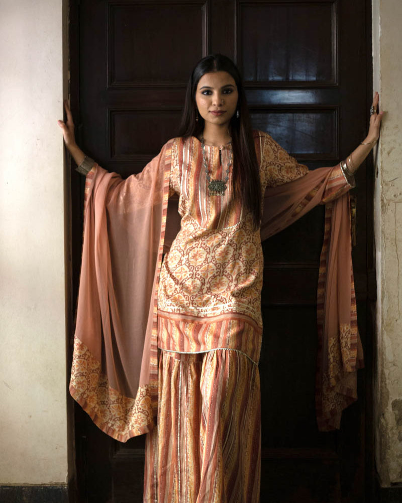 Pacheli, Peach Long Kurta with dupatta